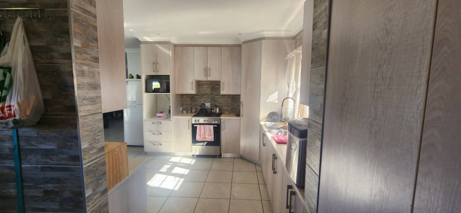 4 Bedroom Property for Sale in Great Brak River Western Cape
